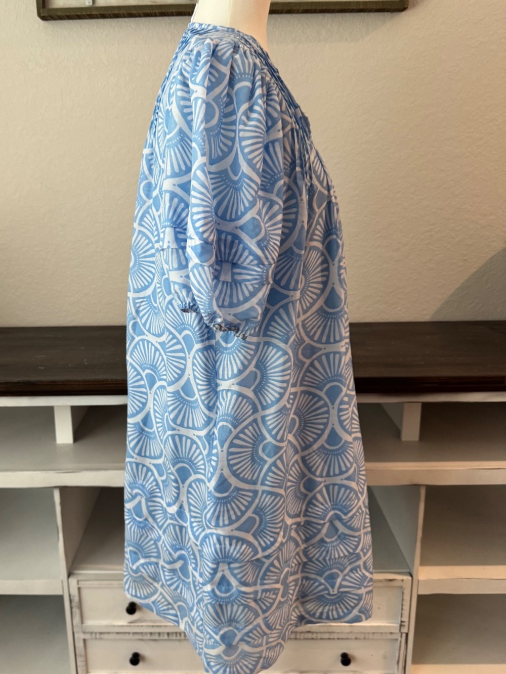 J. Marie Sea Shell Rylee V-Neck Button Blue Dress Women's Size M B - Picture 3 of 6